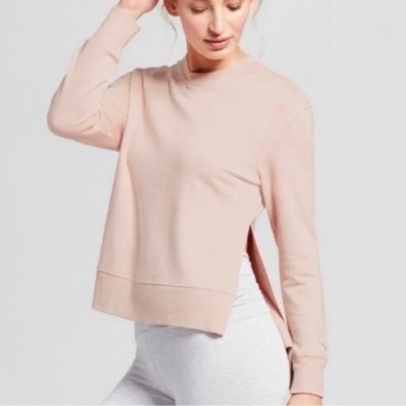 JoyLab | Tops | Joy Lab Pink Split Hem Sweatshirt Xl | Poshmark